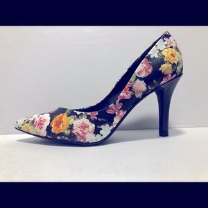 Guess Floral Heels